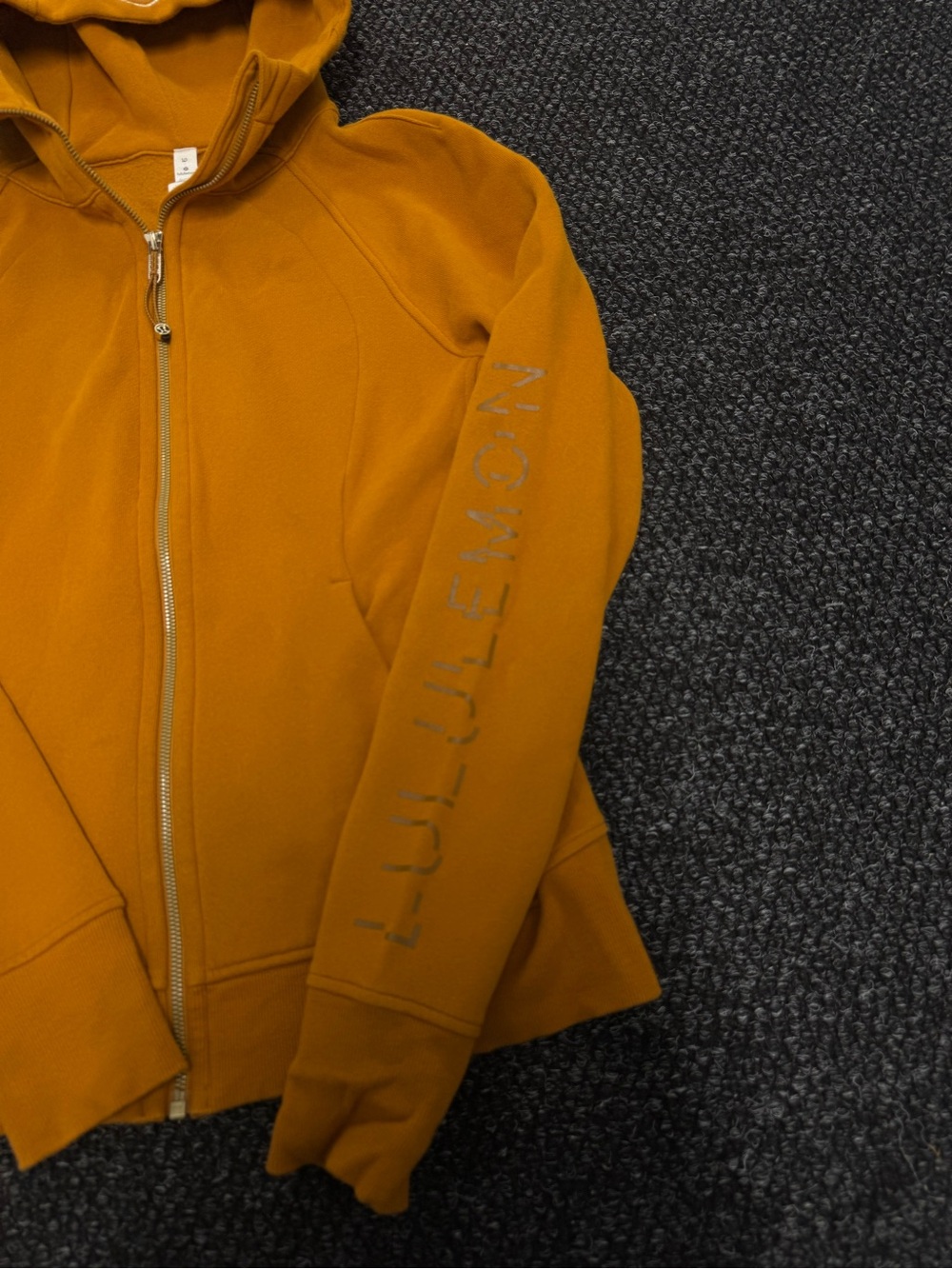 Lululemon Scuba Hoodie Lunar New Year Fools Gold Full Zip Jacket Size 10 - Picture 4 of 8